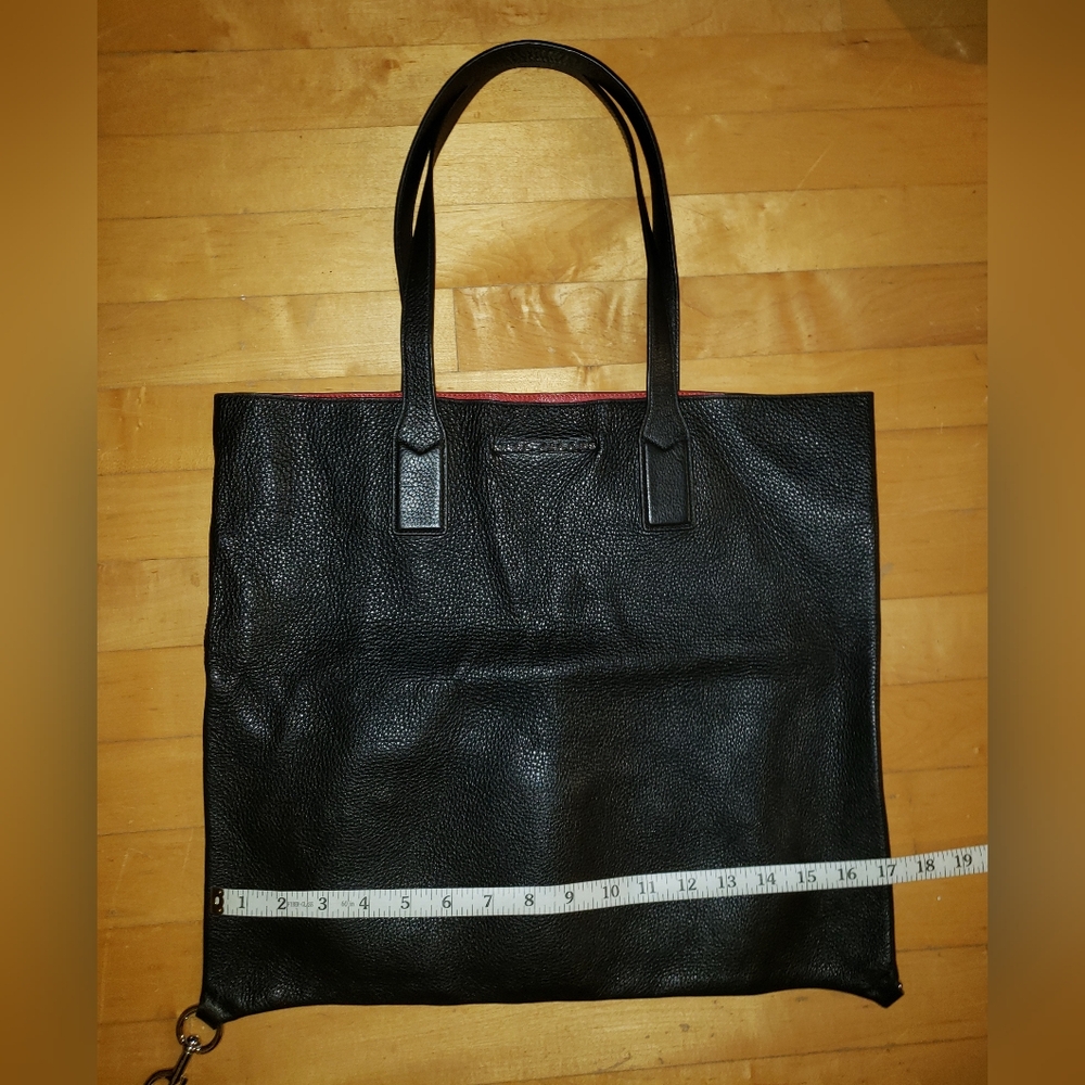 Marc Jacobs soft black lambskin leather tote w pouch lipstick red lining Tote L - Picture 5 of 13